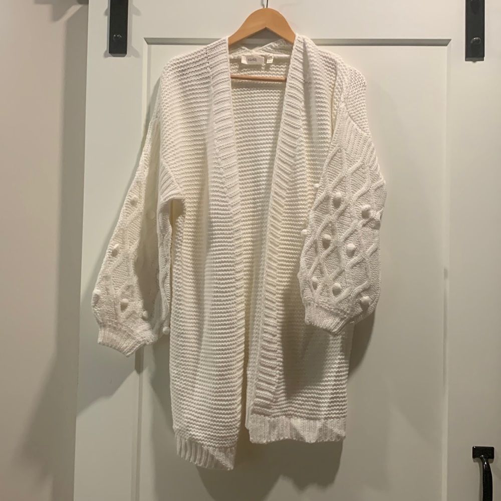 *Never Worn* Oversized Cream Sweater